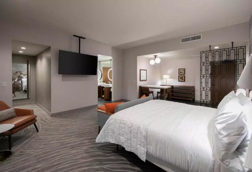 اتاق اجرایی با تخت بزرگ, Le Méridien Pasadena Arcadia