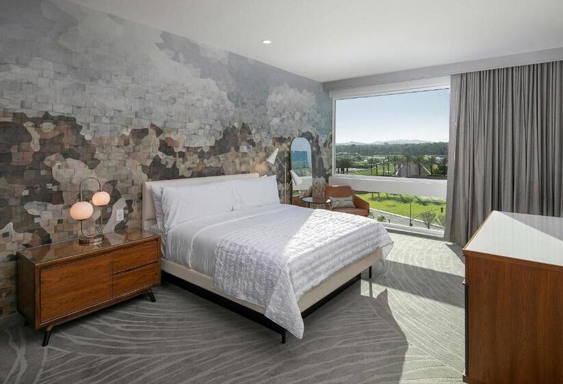 جناح سرير كينج, Le Méridien Pasadena Arcadia