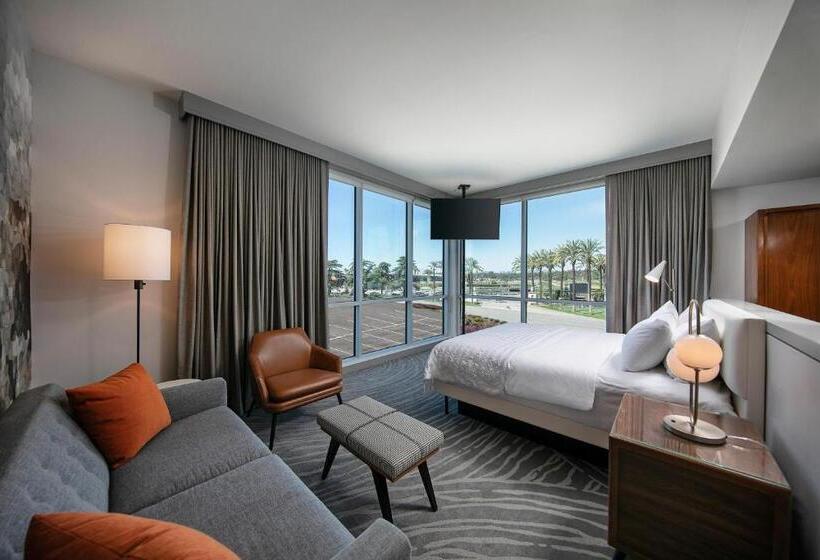 스탠다드 룸 킹사이즈 침대, Le Méridien Pasadena Arcadia