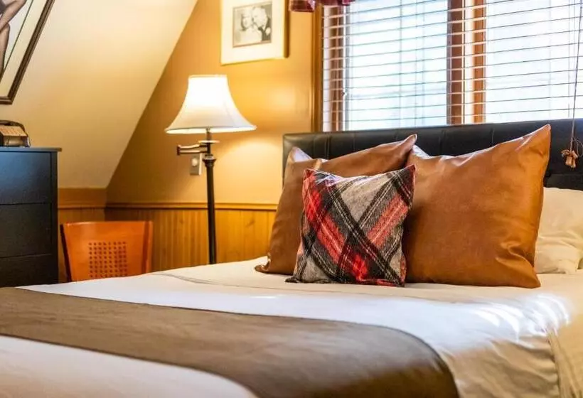 اتاق استاندارد, Saddleback Inn At Lake Arrowhead