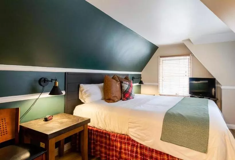 اتاق استاندارد با تخت بزرگ, Saddleback Inn At Lake Arrowhead