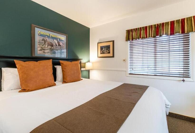 스탠다드 룸 킹사이즈 침대, Saddleback Inn At Lake Arrowhead