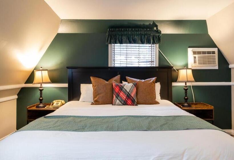 스위트 킹사이즈 침대, Saddleback Inn At Lake Arrowhead