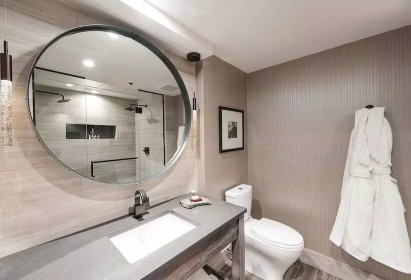 デラックスルーム, Salish Lodge & Spa