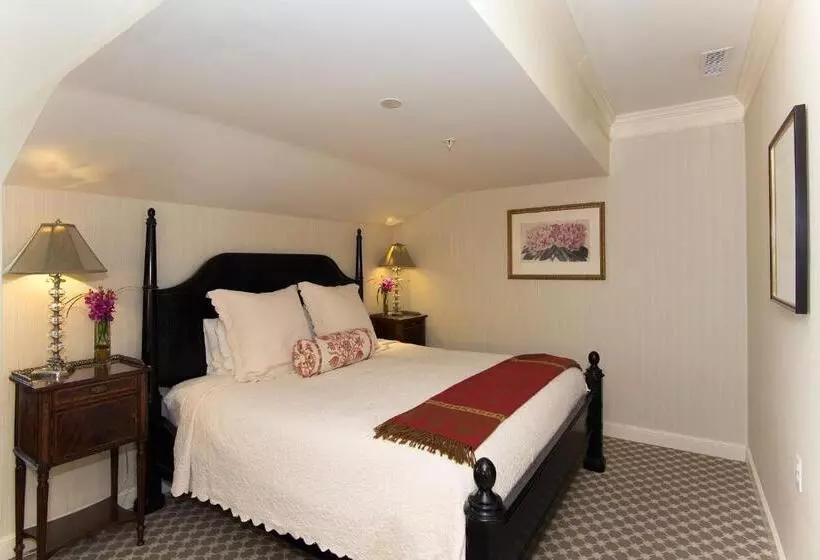Deluxe-huone King-vuode, Saybrook Point Resort & Marina