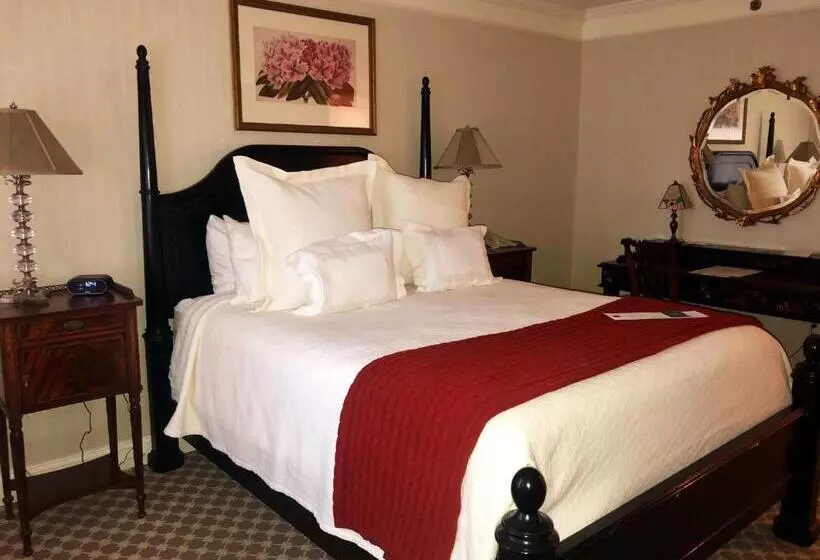Deluxe-huone King-vuode, Saybrook Point Resort & Marina