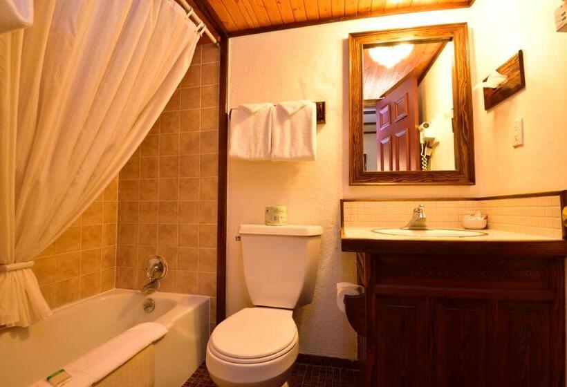 Standart Oda, Sequim West Inn