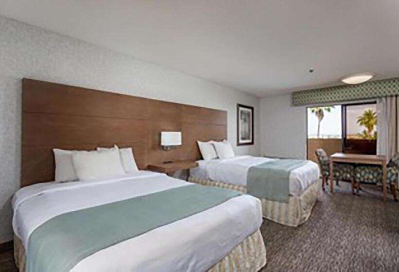 Номер Стандарт, Shilo Inn Hotel & Suites   Yuma