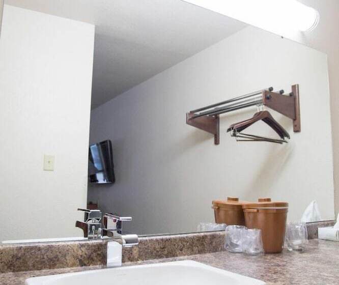 غرفه قياسيه سريرين مزدوجين, The Shelby Inn