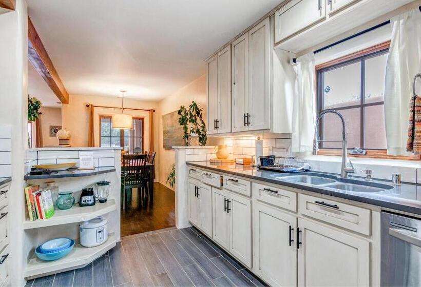 带2个卧室的别墅, Santa Fe Motel & Inn