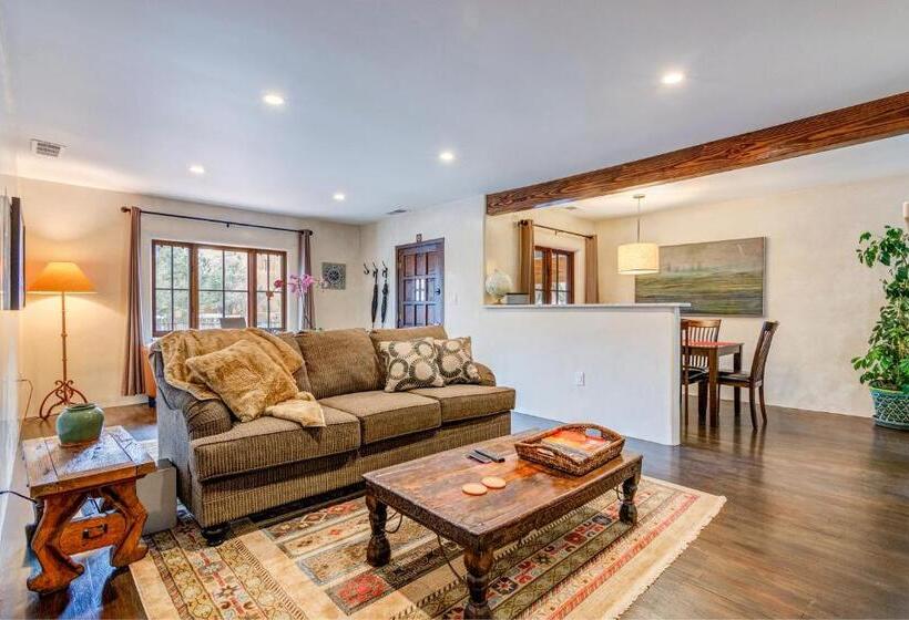 带2个卧室的别墅, Santa Fe Motel & Inn