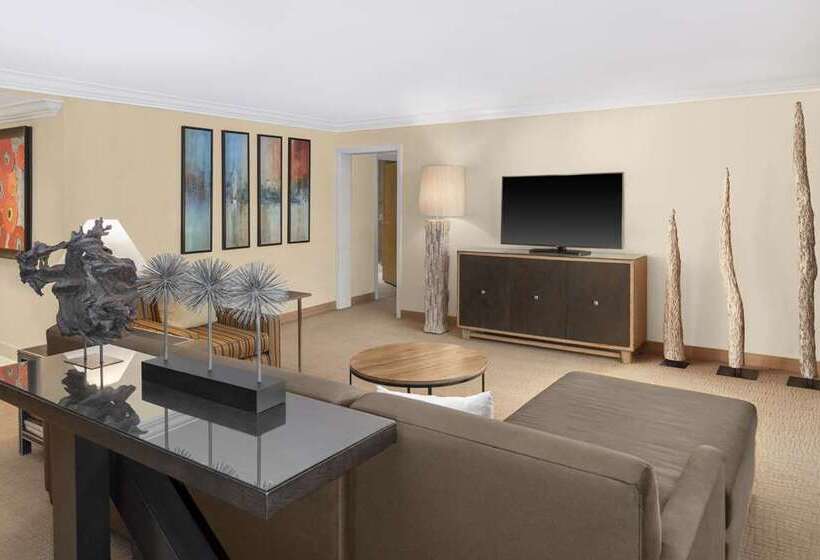 Suite, The Scottsdale Resort & Spa, Curio Collection By Hilton
