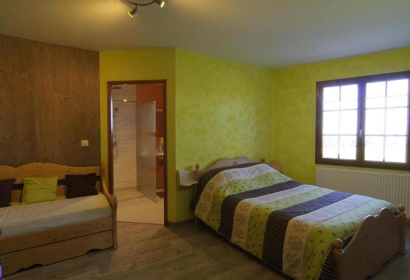 スタンダードトリプルルーム, Auberge Les Volpilières