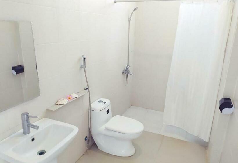 带泳池的标准三人间, Sea Star Bali