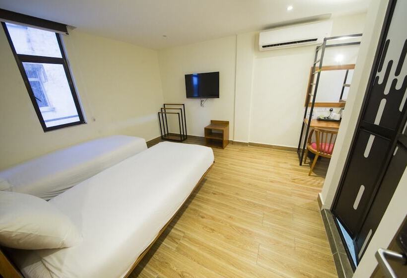 חדר דלוקס, The Point Boutique