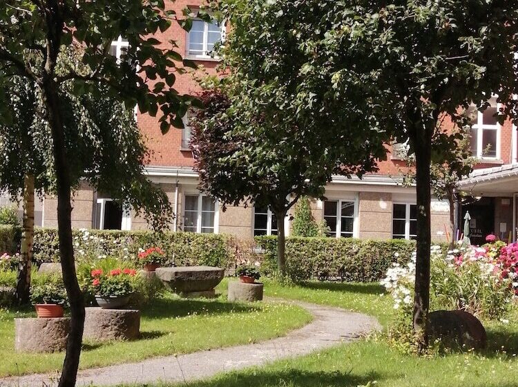 סטודיו משפחתי, Hôtel Les Jardins Dunkerque Center