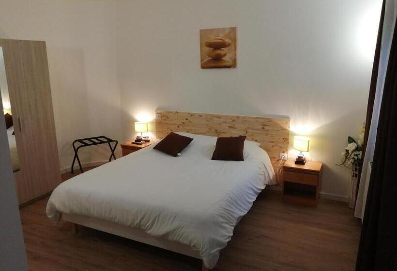 סטודיו משפחתי, Hôtel Les Jardins Dunkerque Center