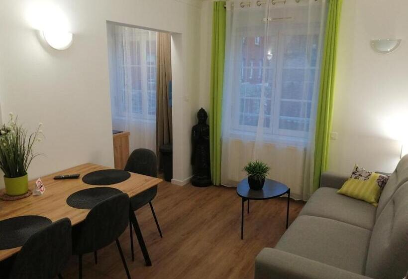 סטודיו משפחתי, Hôtel Les Jardins Dunkerque Center