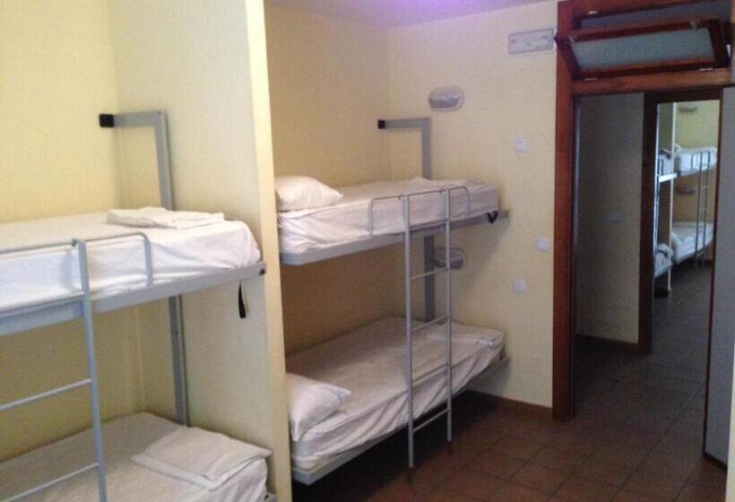 Кровать в Общей Комнате, Albergue De Puntas De Calnegre