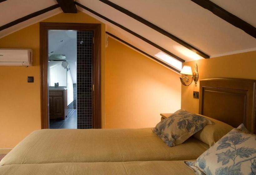 اتاق استاندارد, El Foyu