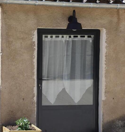 标准三人间, Vergers De La Bouligaire