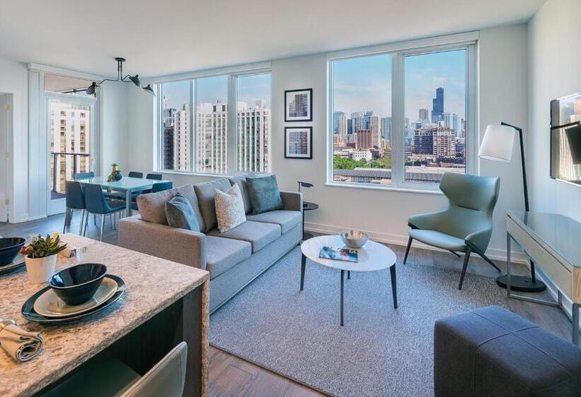 סוויטת אקזקיוטיב 2 חדרים, Level Chicago  Old Town