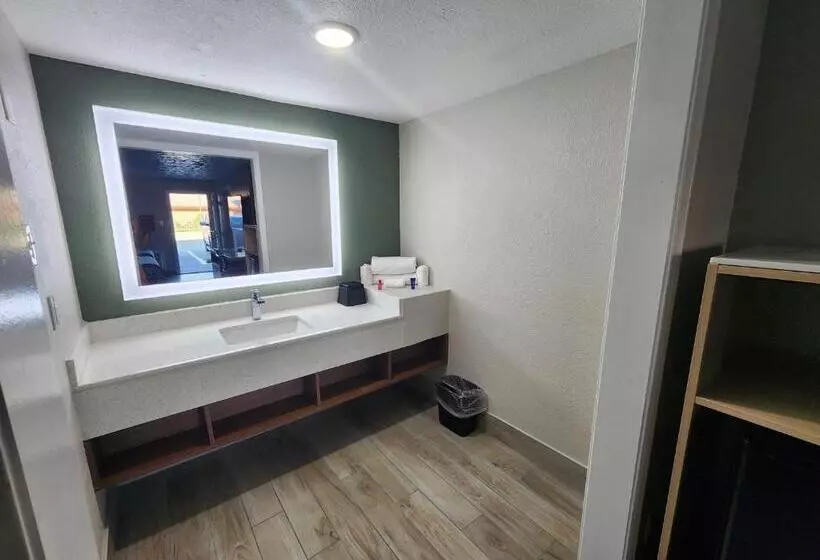 スタンダードルーム, Americas Best Value Inn Longview
