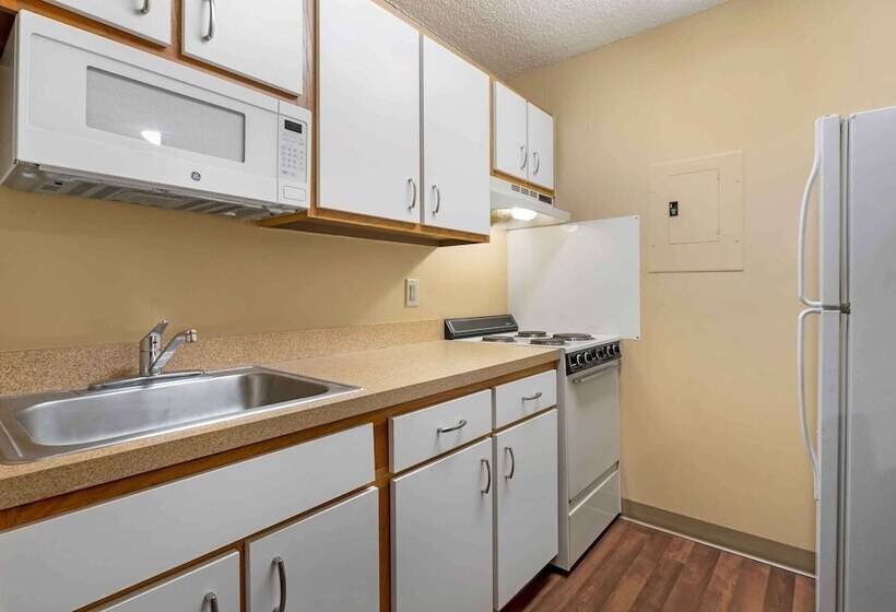 Студия Deluxe, Extended Stay America Suites  Cincinnati  Blue Ash  Reagan Hwy