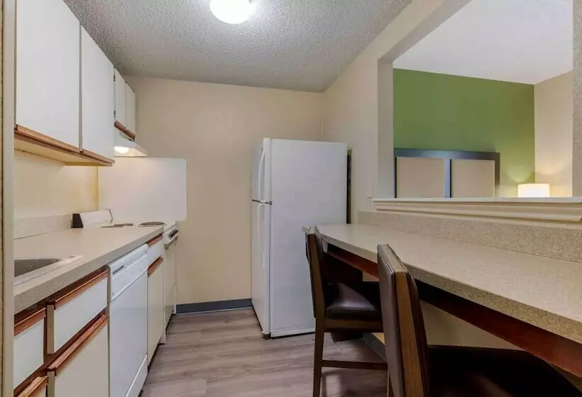 استودیوی لوکس, Extended Stay America Select Suites   Dallas   Las Colinas   Meadow Creek Dr