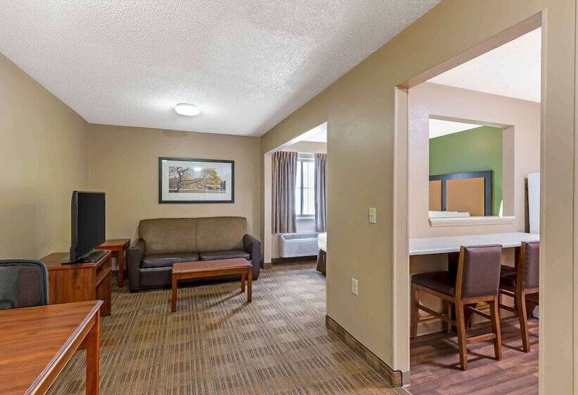 Студия Deluxe, Extended Stay America Suites Raleigh North Raleigh Wake Towne Dr