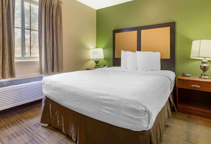 Студия Deluxe, Extended Stay America Suites Raleigh North Raleigh Wake Towne Dr