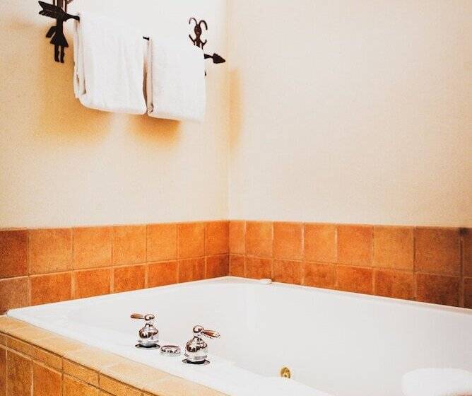 סוויטה דלוקס, Inn At Eagle Mountain