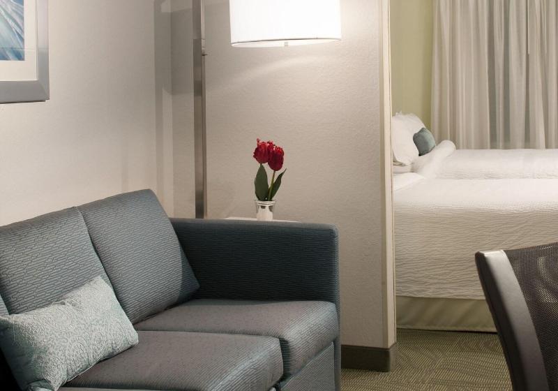 جناح, Springhill Suites Boca Raton