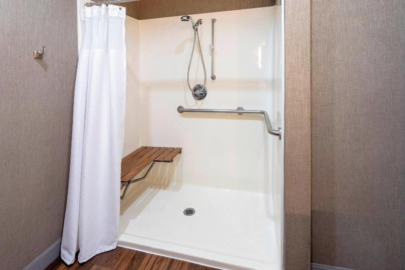 스탠다드 스튜디오, Springhill Suites Rochester Mayo Clinic Area/saint Marys