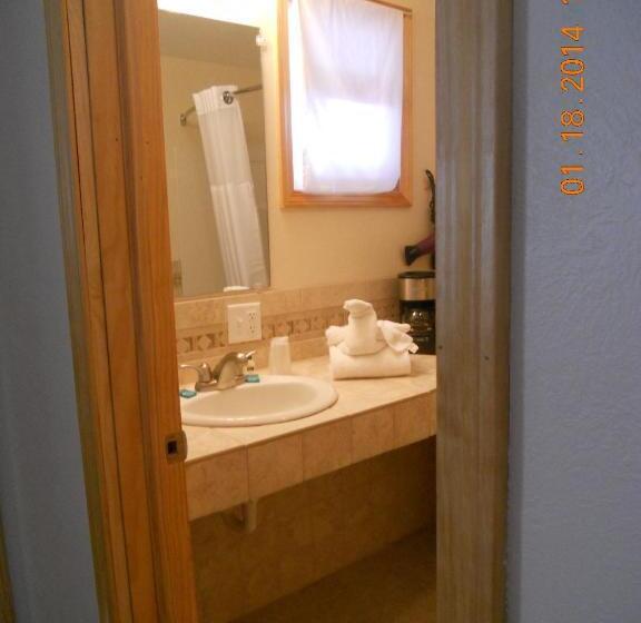 غرفه قياسيه سريرين مزدوجين, Stone Fence Resort