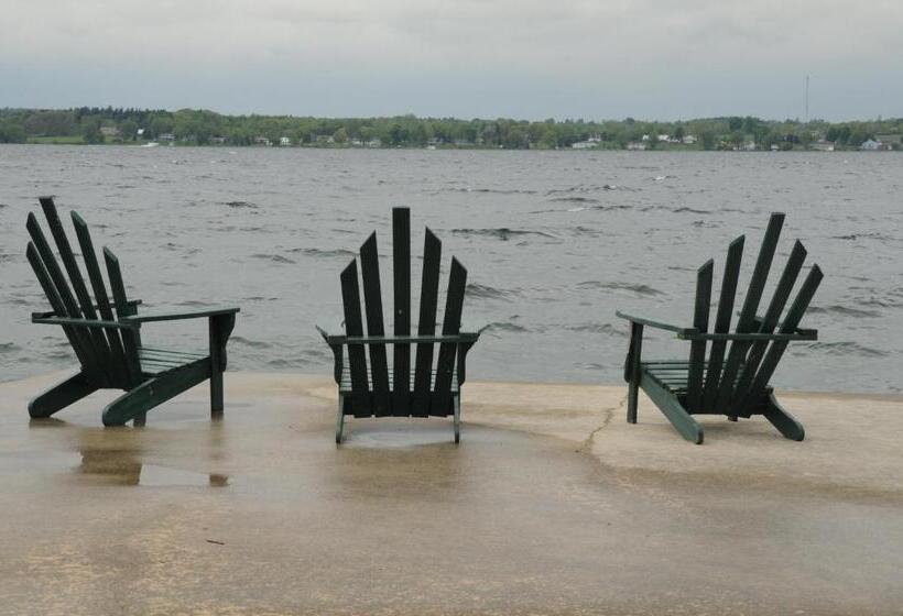 غرفة قياسية مطلّة علي البحر, Stone Fence Resort