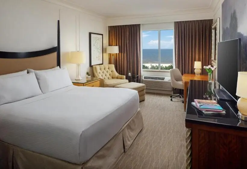 身障者適用キングサイズベッドルーム, The Inn At Long Beach