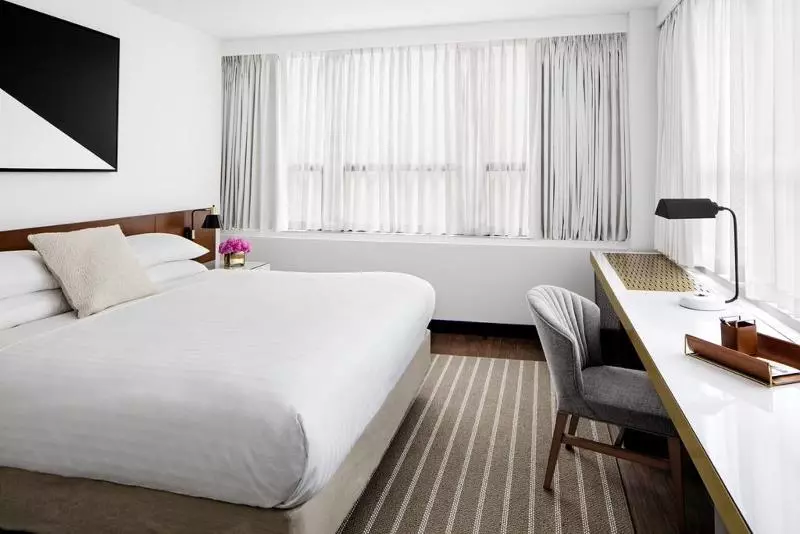 استودیوی استاندارد, The St Gregory Hotel Dupont Circle Georgetown