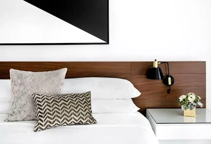 استودیوی پریمیوم, The St Gregory Hotel Dupont Circle Georgetown