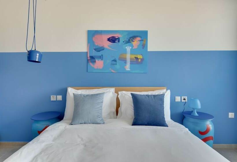 Economy Zimmer, Selina Athens Theatrou