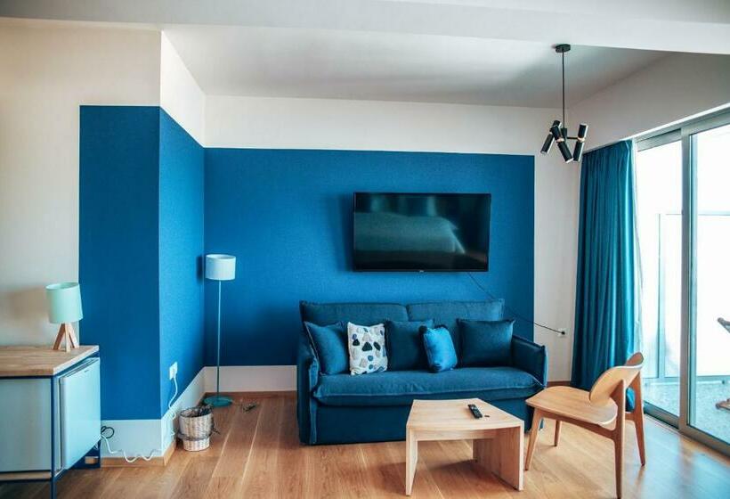 Suite, Selina Athens Theatrou