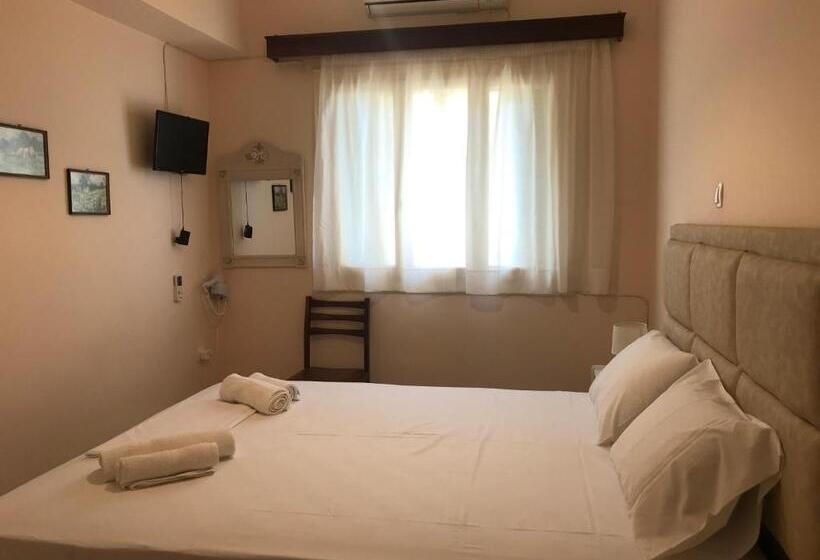 Номер Deluxe, Natalia Studios