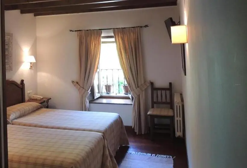 Quarto standard, Posada Maximo