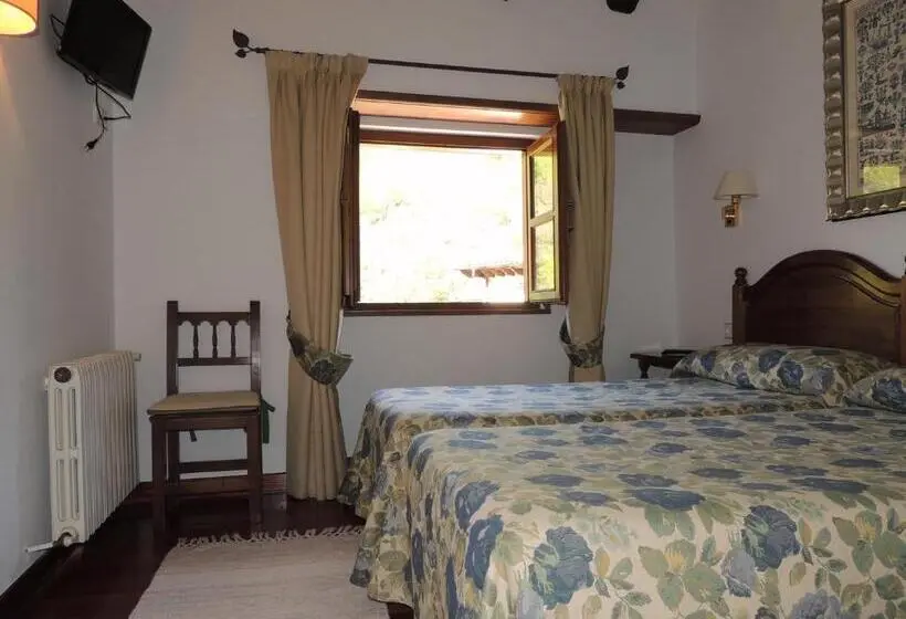 Quarto standard, Posada Maximo