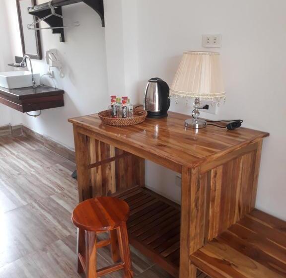 スーペリアールーム, Nam Ou View Villa