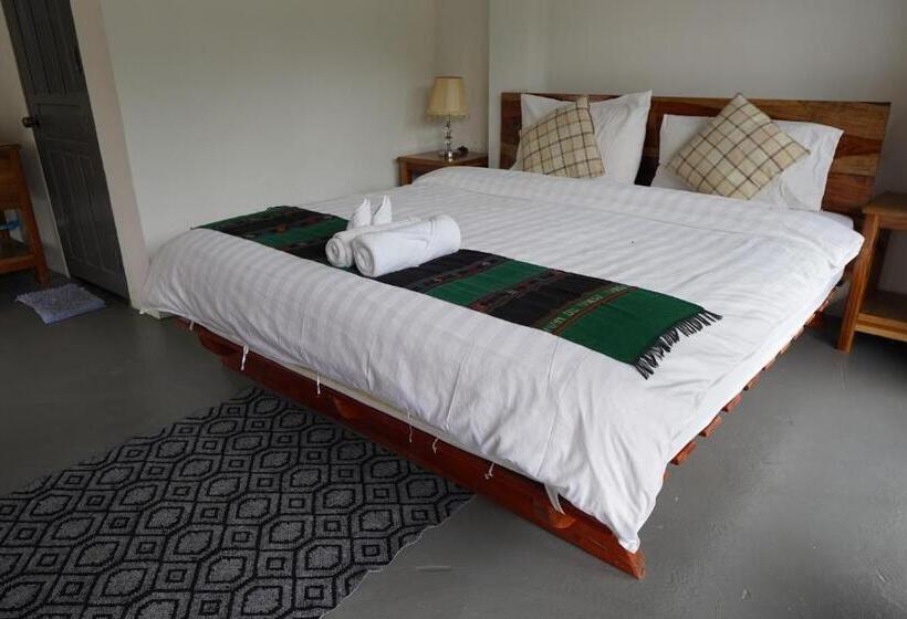 レイクビュースタンダードルーム, Nam Ou View Villa