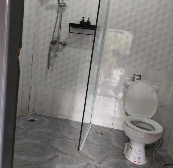 レイクビュースタンダードルーム, Nam Ou View Villa