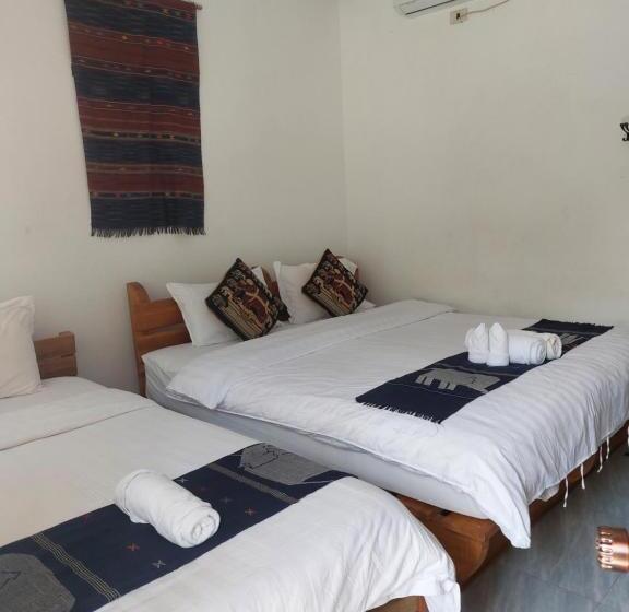 デラックスファミリールーム, Nam Ou View Villa