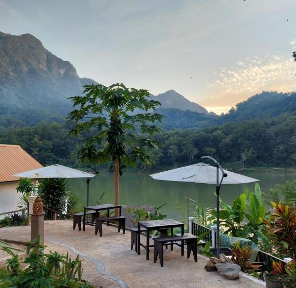 デラックスファミリールーム, Nam Ou View Villa