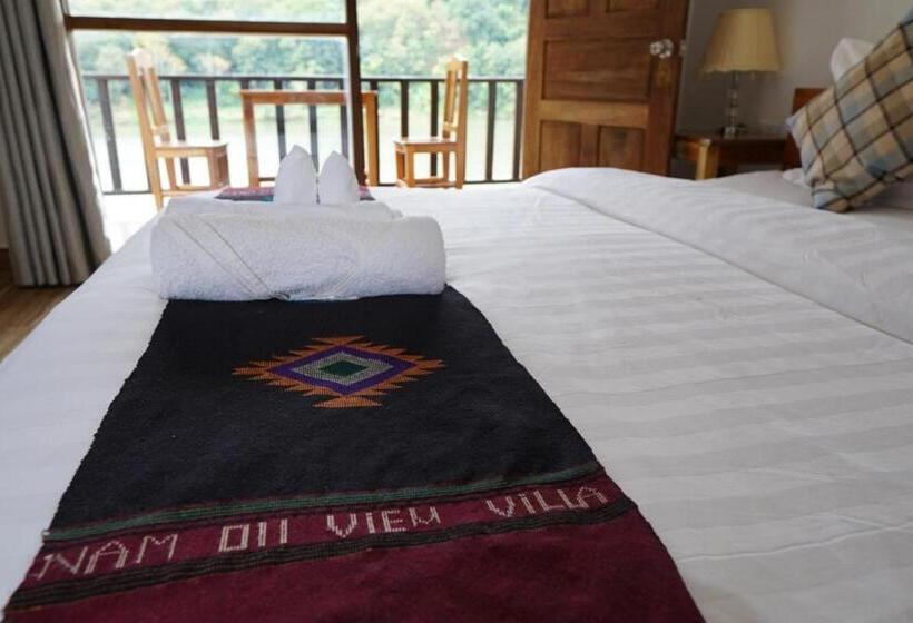 スーペリアールーム, Nam Ou View Villa